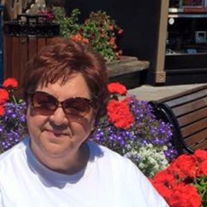 Meet your Posher, Janet